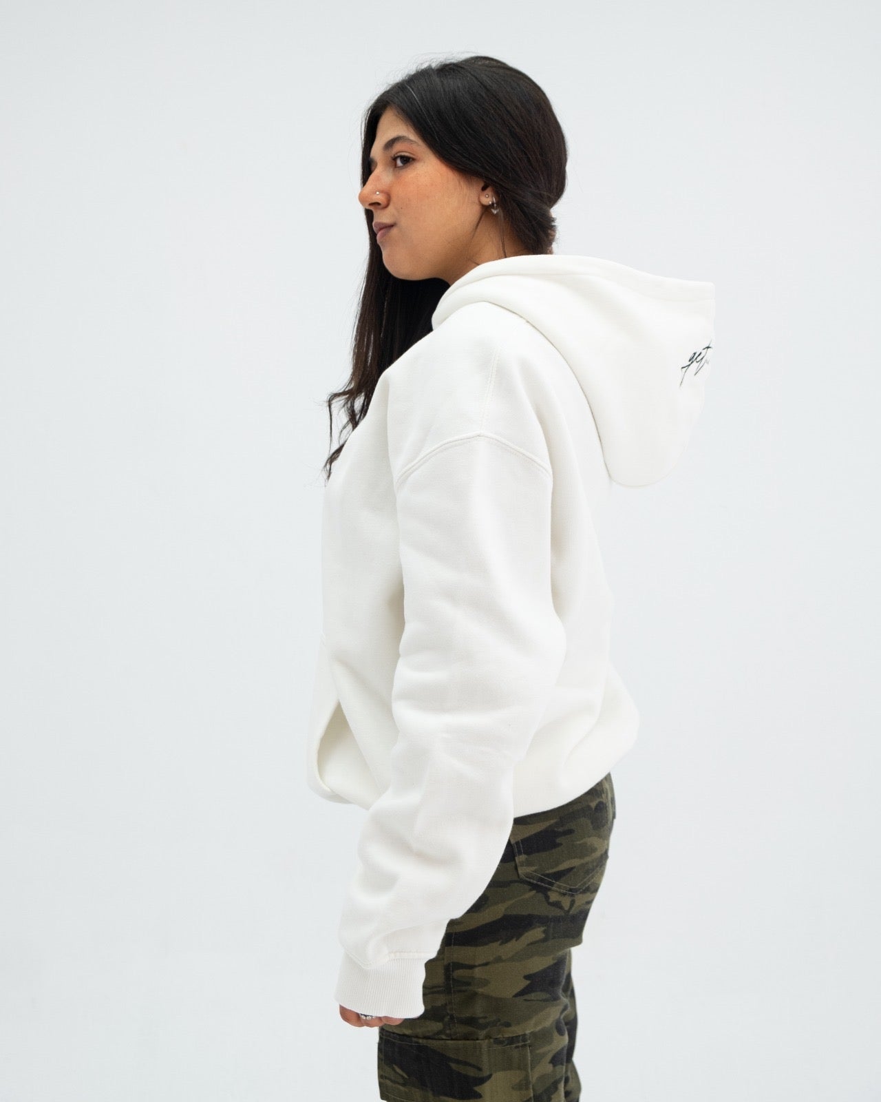 CHARMING RUIN HOODIE